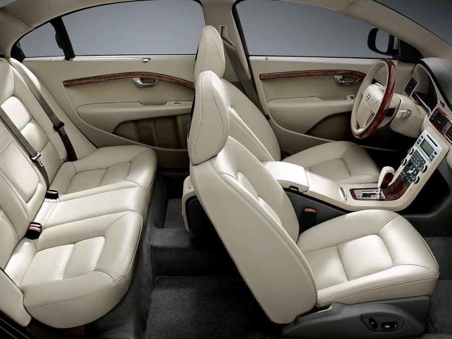  Volvo S80L LWB 2008 года  (CN) (фото 8 из 12)